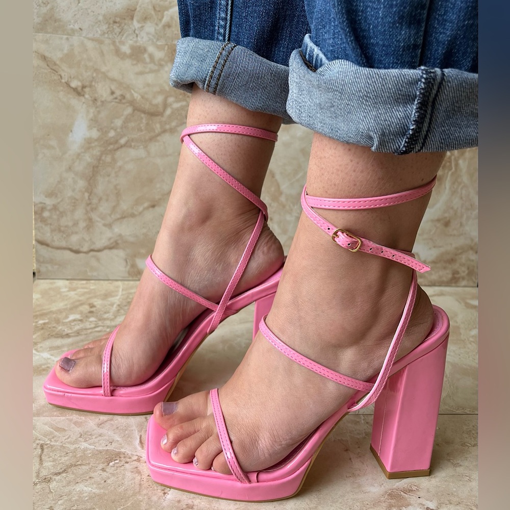 Pink Square Toe Strappy Platform Block High
Heel Sandals
